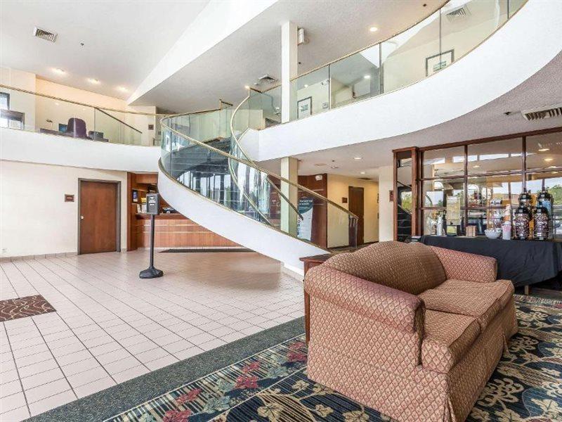 Comfort Inn Cleveland Airport Middleburg Heights Εξωτερικό φωτογραφία
