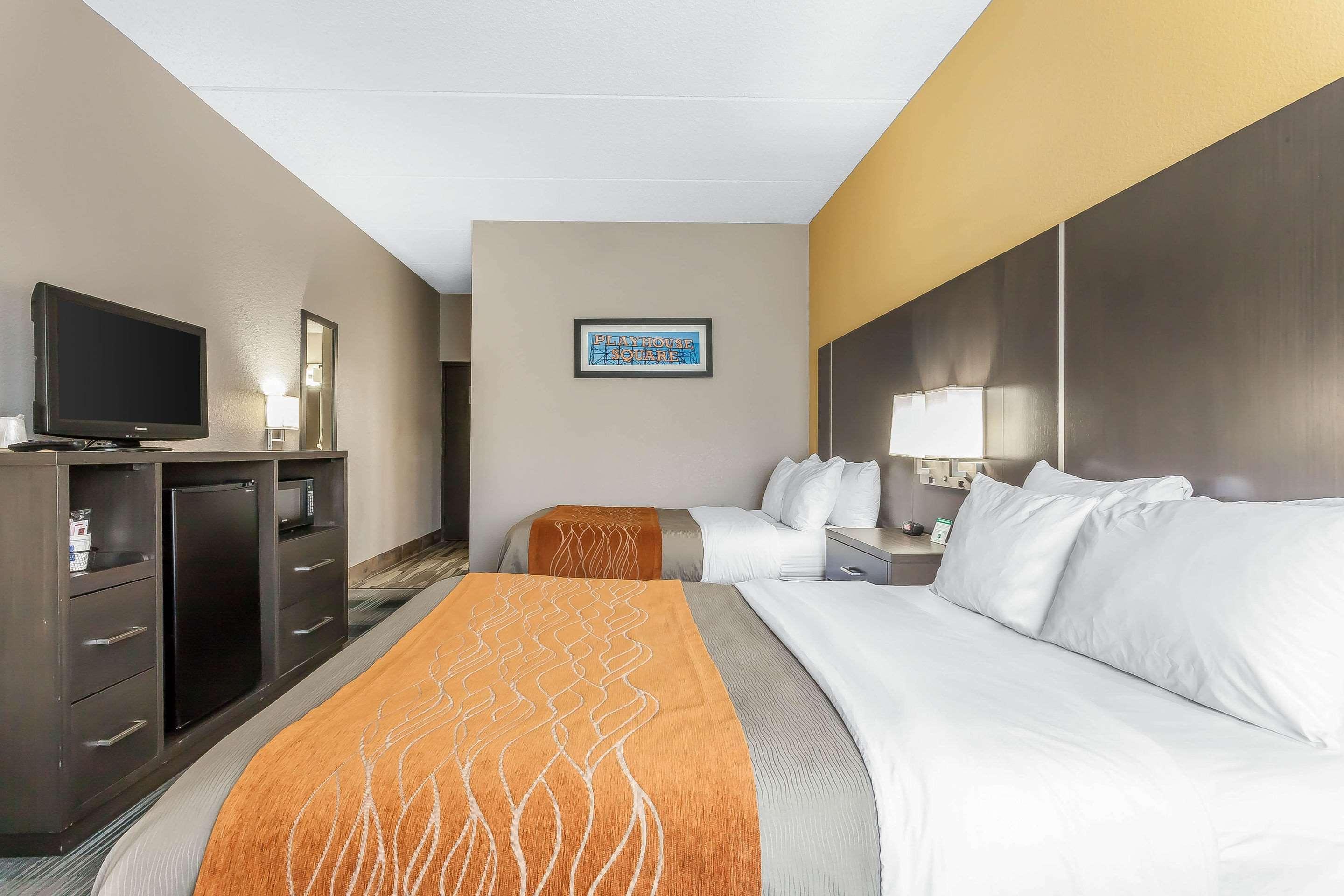 Comfort Inn Cleveland Airport Middleburg Heights Εξωτερικό φωτογραφία
