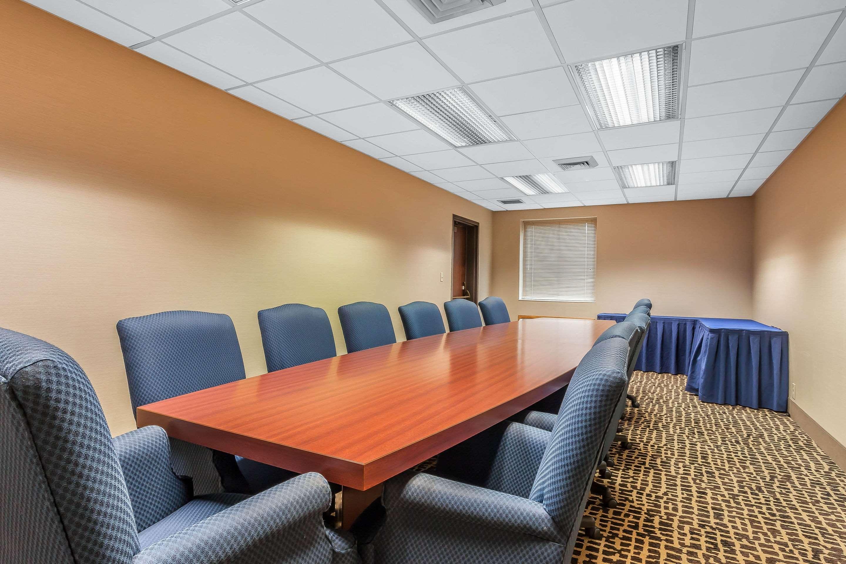 Comfort Inn Cleveland Airport Middleburg Heights Εξωτερικό φωτογραφία
