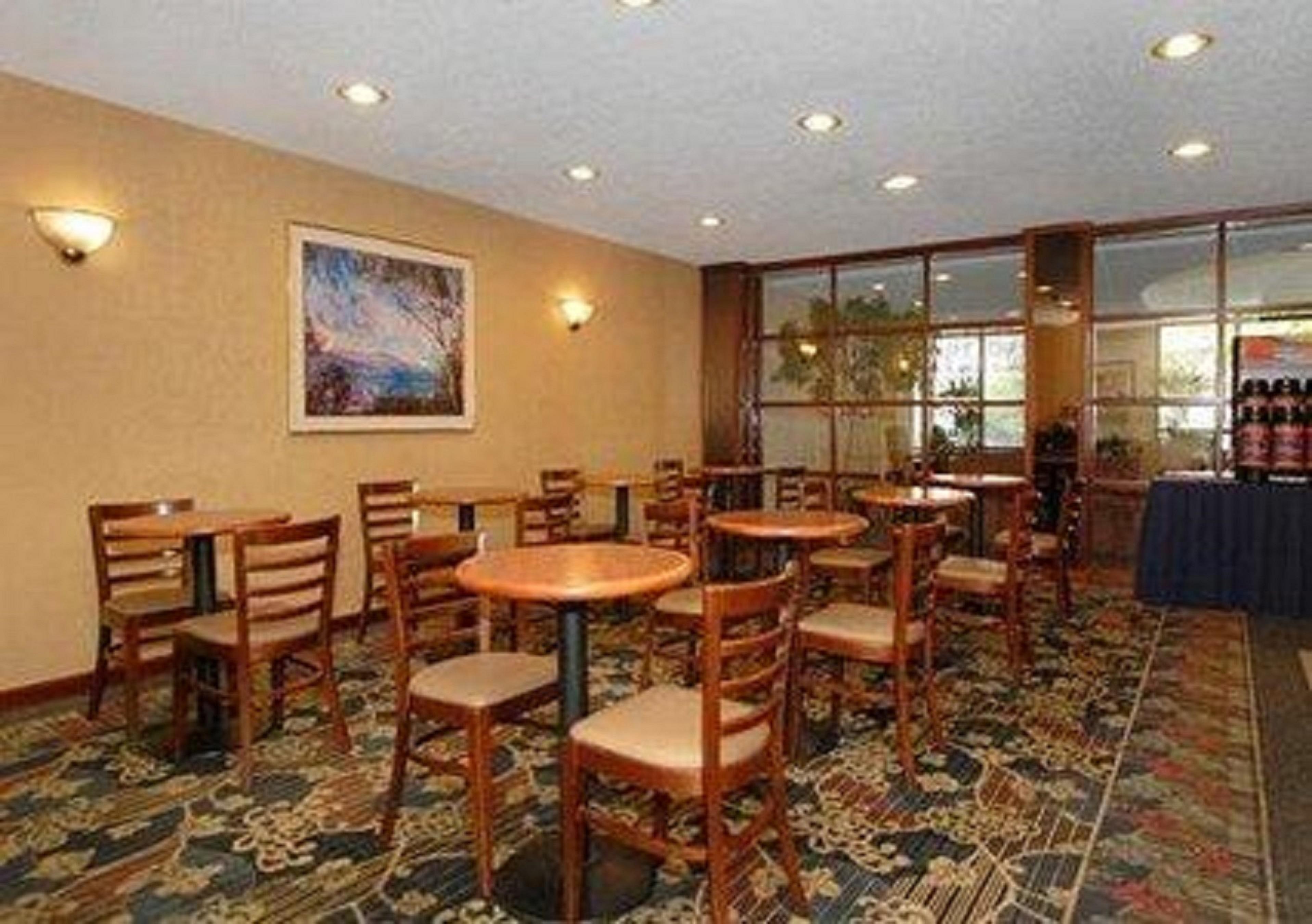 Comfort Inn Cleveland Airport Middleburg Heights Εξωτερικό φωτογραφία