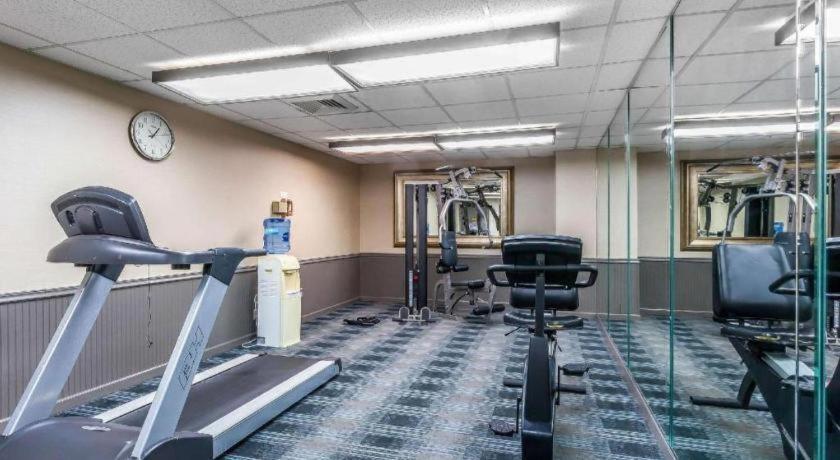 Comfort Inn Cleveland Airport Middleburg Heights Εξωτερικό φωτογραφία
